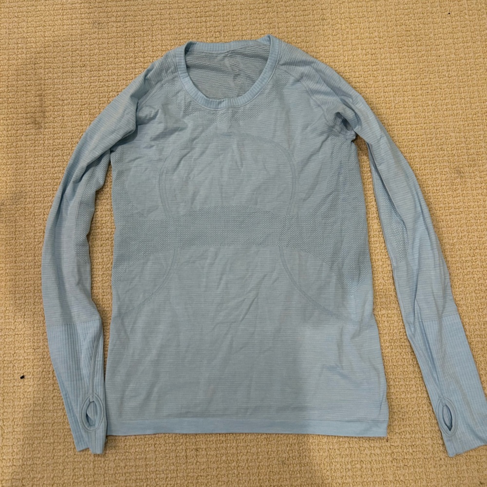 Lululemon Swiftly Relaxed Long-Sleeve Shirt in Light Blue - Size: 10